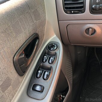 Hyundai Accent 1.3 63kw - 11