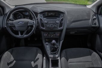 Ford Focus Kombi 1.0 EcoBoost Trend 74kw M/T - 11
