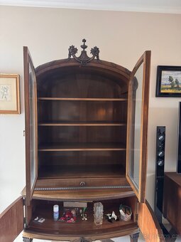 Výkladní skříň vitrína - 11