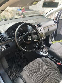 VW Touran 2.0 TDI - 11