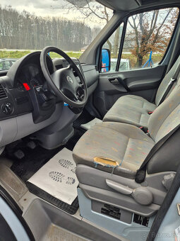 Volkswagen Crafter 2.5 TDI - 11