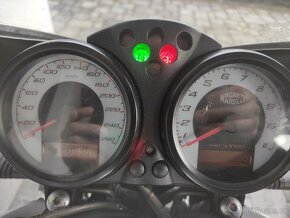 Ducati Monster S2R 800 - 11
