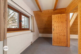 Rodinný dům 4KK, pozemek 1922 m2 v obci Dolní Tošanovice - 11
