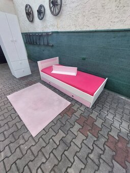 Dětská Postel ,skříň, Polička, koberec - 11