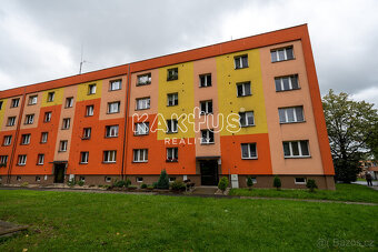 Pronájem bytu s lodžií 2+1, ulice Haškova, Karviná Ráj - 11