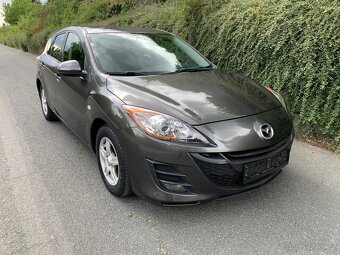 Mazda 3    1.6 i - 11