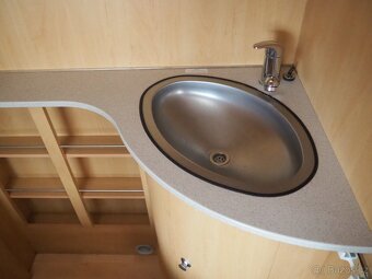 Prodám karavan Dethleffs - 11