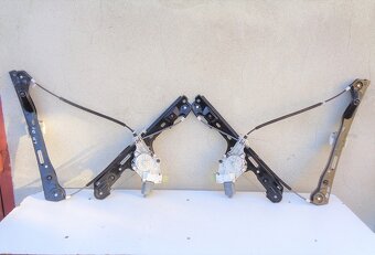 BMW 1 E87 118D 105kW automat - náhradní díly - 11