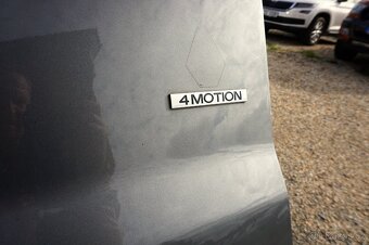 VOLKSWAGEN MULTIVAN 2,0 BI-TDI 132KW 4MOTION CZ - 11