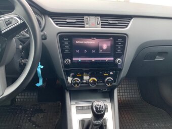 Škoda Octavia III face - 11