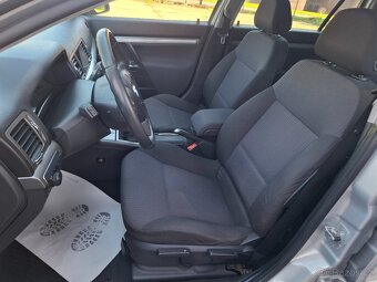 OPEL VECTRA 2.2i BENZÍN 114Kw, r.06,VELMI PĚKNÁ, PÚVOD ČR - 11