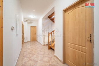 Prodej rodinného domu, 240 m², Nenačovice - 11