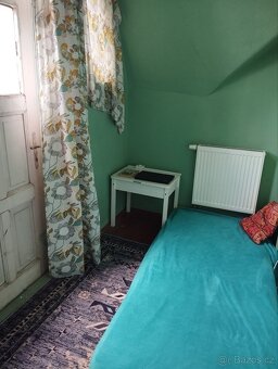 Samostatně stojící rodinný dům 3+1 ve Velkém Oseku u Kolína - 11