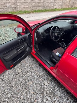 Volkswagen Golf 2.3 v5 4Motion - 11