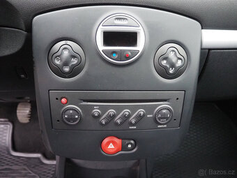 Renault Clio 1.2 aut. klima, park. senzory, 1 majitel, 85tis - 11