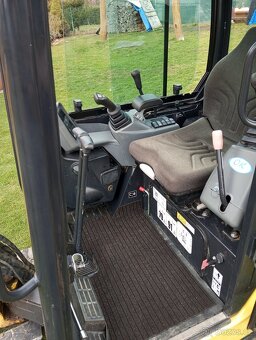 Prodám mini bagr Yanmar SV18 - 11