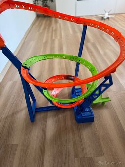 Autodráha Hot Wheels - 11