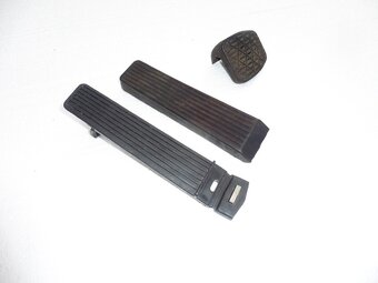 1. díly na Mercedes Benz 190 W201 a W123 - 11