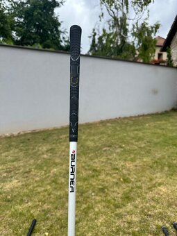 Golfový hole levý + bag - 11