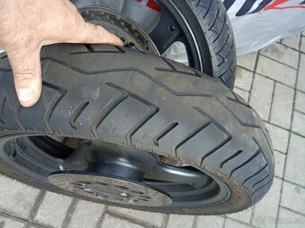 Komplet přední zadní kolo Suzuki GS 500 - 11