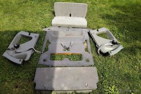 Třetí řada sedadel Ssangyong Rexton +pásy plasty, úložný box - 11