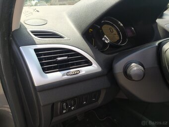 RENAULT MEGANE 3 HB platná STK ŠEDÁ METALÍZA - 11