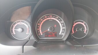 Kia Ceed 1.4 Kombi 136 000 km - 11