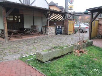 Restaurace, Pizzerie a byt v Lukách nad Jihlavou - 11