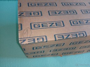 GEZE slimdrive EMD - Pohonný systém otevírání otočných dveří - 11