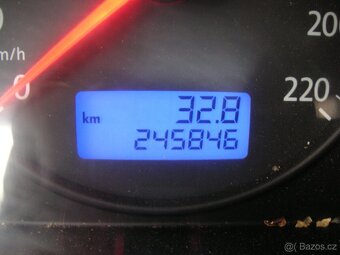 VW Transporter T5 2.5 TDi 4x4 - 11