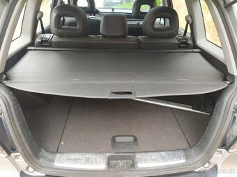 Outlander 2,0i 4x4 - 11