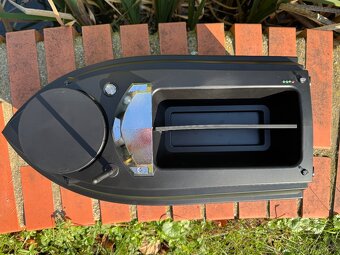 Nová zavážecí loď s GPS a SONAR, FAKTURA, Český návod - 11