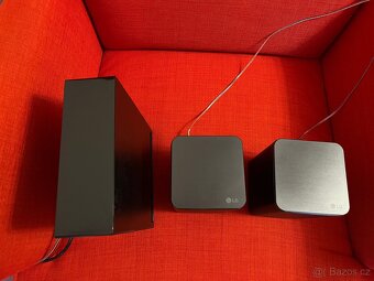 Soundbar LG SK9Y + zadné reproduktory SPK8-S - 11