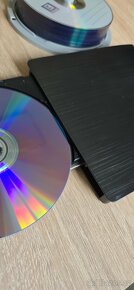 Externí DVD/CD vypalovačka-přehrávač s USB 3.0 - 11