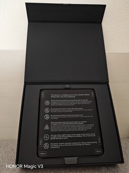 HONOR Magic V3 5g. 8+512 GB. NOVÝ se zárukou. BROWN - 11