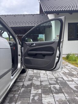 FORD FOCUS MK2 1.6 TDCI 80 KW – PO OBROVSKÉM SERVISU - 11