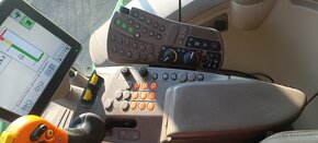 John Deere 670i HM - 11