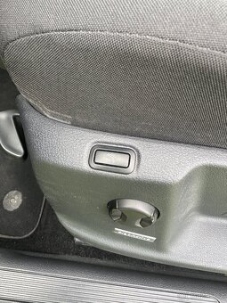 Volkswagen Golf Sportsvan 1,6 TDI 81kw - 11