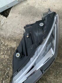 Seat LEON 2013-2017 svetlo led xenony levy pravy - 11