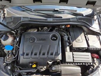 ŠKODA SUPERB 2 COMBI 2.0TDI 125KW / L&K / WEBASTO - 11