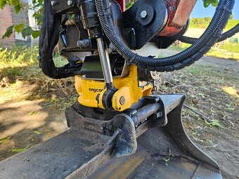 Pásový bagr Kubota U35 + Rotátor Engcon EC204 - 11