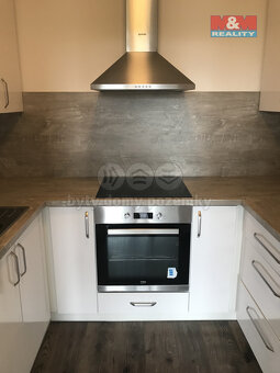 Pronájem bytu 2+kk, 66 m², Ostrava, ul. Sokolovská - 11