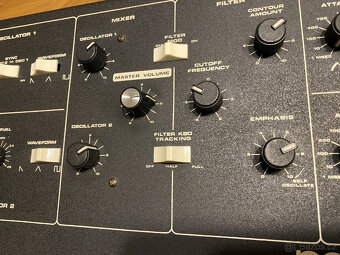 Analogový syntezátor Moog Prodigy - 11