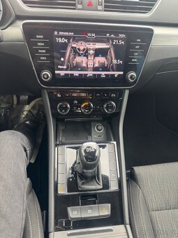 Škoda Superb 2.0 TDI DSG, 2018 - 11