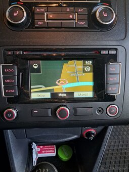 WV Caddy 1.6 tdi - 11