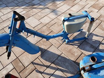 Jawa 50 pionyr - ramy - 11