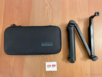 GoPro10 + 3ways + 2xSanDisk 32G - 11