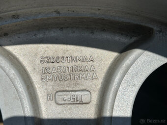 Jeep Wrangler Alu disky 7,5Jx18 včetně pneu 255/70x18 - 11