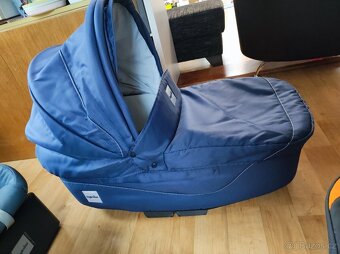 Dva sportovní kočárky Inglesina s hlubokou korbou - 11