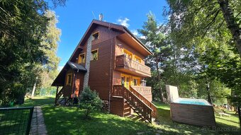 Exkluzívne rodinné sídlo - 2 CHALLETY vedľa lesov TANAP-u - 11